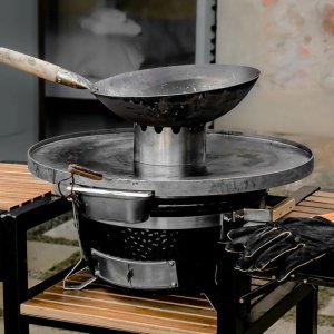 MONOLITH ICON WOK CROWN