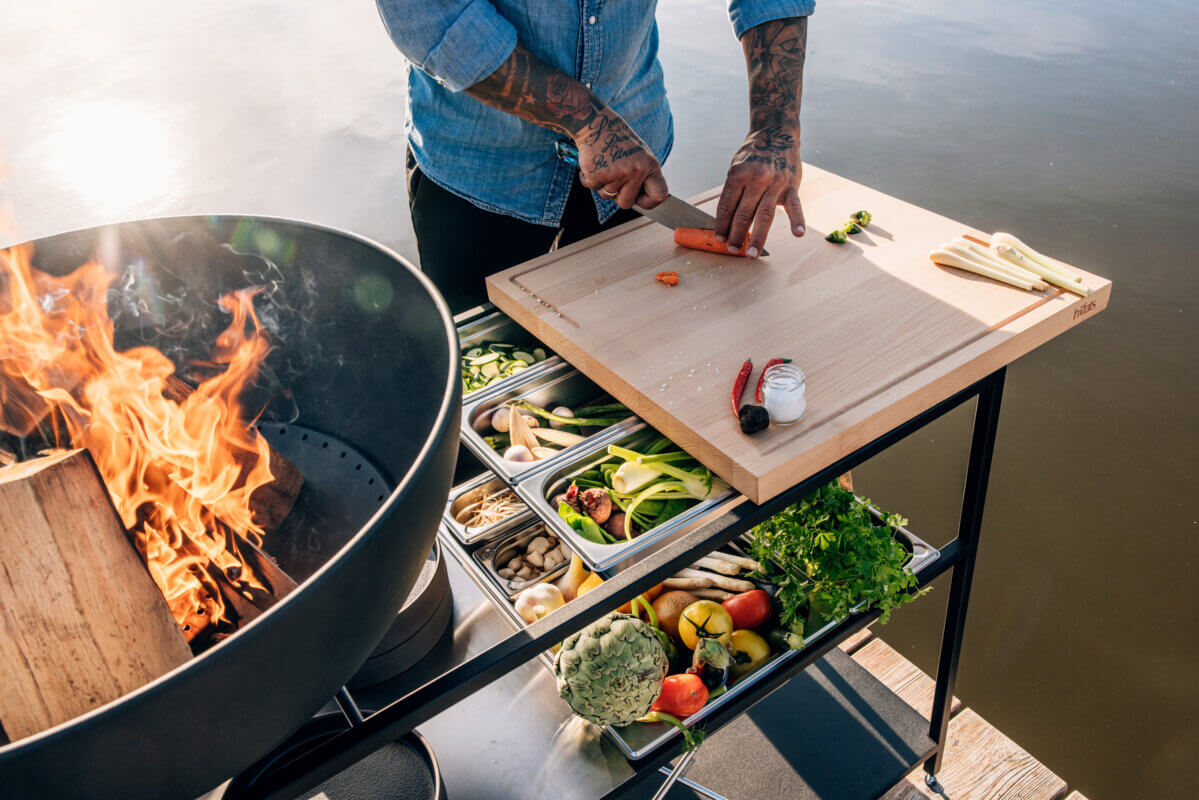 hofats fire kitchen