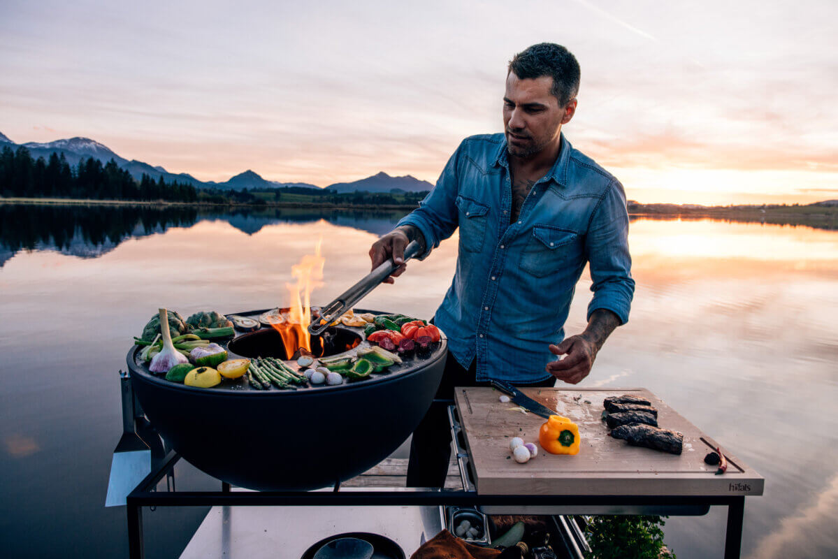 hofats fire kitchen